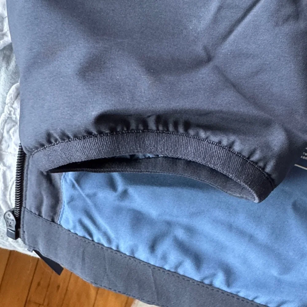Faherty Shorelite Surf Stripe hooded Jacket, blue nights - Picture 8 of 8